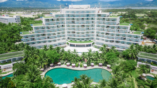 Khu nghỉ dưỡng gốc Cam Ranh Riviera Beach Resort & Spa