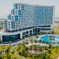 Trọn gói dịch vụ tại Aquamarine Resort với thẻ gia đình Crystal Bay Card