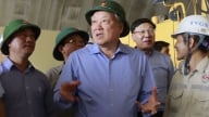 Phó Thủ tướng Nguyễn Hòa Bình: 'Thi công 3 ca 4 kíp, vượt nắng thắng mưa nhưng không được đánh đổi chất lượng'