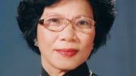 Nghệ sĩ Nhân dân mang hàm Phó Giáo sư, có tới 9 học trò là Nghệ sĩ Nhân dân, 30 học trò là Nghệ sĩ Ưu tú
