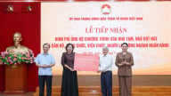 Ủy ban Trung ương Mặt trận Tổ quốc tiếp nhận 82 tỷ đồng từ ngành ngân hàng ủng hộ chương trình xóa nhà tạm, nhà dột nát