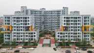 Điều kiện mua nhà ở xã hội 2025: Cần nới rộng cho người thu nhập trung bình thấp
