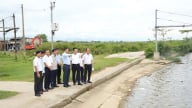 Thứ trưởng Bộ Nông nghiệp và Môi trường kiểm tra đập ngăn mặn giữ ngọt lớn nhất Đông Nam Á trước khi sửa chữa cấp bách 