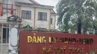 Lãnh đạo xã ở Cà Mau nói gì về việc cán bộ bị khởi tố vẫn được bố trí việc làm khi thành lập xã mới?