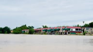 Xóm lênh đênh nay đã an cư như cuộc “hồi sinh” diệu kỳ của làng vạn chài Tiền Phong ở Hà Tĩnh
