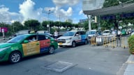 Bộ Xây dựng lấy ý kiến tăng nặng mức phạt xe taxi thu tiền trái quy định