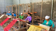 Phú Thọ: Hồi sinh nghề dệt thổ cẩm của người Mường ở xóm Cóm, khi di sản hóa sinh kế bền vững