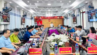 Than Uyên: Tập trung chăm sóc và bảo vệ diện tích chè, rừng đã trồng