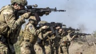 Ukraine bất ngờ ra lệnh cấm quân đội tấn công lực lượng Nga trước