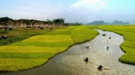 Dưới lòng đất ở một xã của Thanh Hóa dần lộ diện một kinh đô cổ xưa có lối kiến trúc đồ sộ