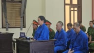 Lừa bán đất ở Long An 1 tỷ đồng, 5 bị cáo lãnh 67 năm  tù