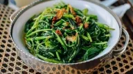 Được mệnh danh là 'thần dược xanh', loại rau này chứa một kho chất quý giá, lọt top món ngon thế giới
