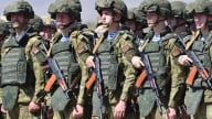Ukraine 'ngồi trên đống lửa' trước động thái quân sự bất thường của một nước láng giềng