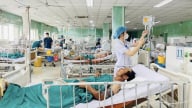 2 cha con ở Quảng Ngãi cùng đi cấp cứu vì ăn mắm cá chua tự làm