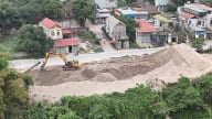Phú Thọ: Bãi cát trên đường Phùng Khắc Khoan tạm dừng hoạt động sau phản ánh của Báo Dân Việt