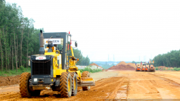 Gấp rút hoàn thành 3.000km cao tốc, quân đội và công an vào hỗ trợ các Ban QLDA