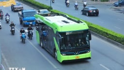 Hà Nội chuyển đổi xe buýt sang năng lượng xanh