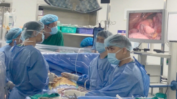 Kinh hãi phát hiện khối u lớn trong tim khi đi khám zona thần kinh
