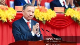 Tổng Bí thư Tô Lâm trao tặng danh hiệu Anh hùng Lao động cho Đảng bộ, chính quyền và nhân dân TP.HCM