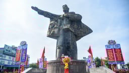 Có một nơi thiêng liêng ở Đà Nẵng mang biểu tượng từ đạn bom đến tình mẫu tử