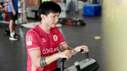 CLB CAHN làm điều đặc biệt với Đoàn Văn Hậu
