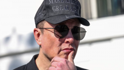 Sự thật đằng sau việc báo chí đưa tin Tesla tìm người thay thế Elon Musk 