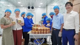 Từ giọt mồ hôi tới thương hiệu toàn cầu: Hành trình sen việt chinh phục năm châu