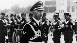 Heinrich Himmler: Cánh tay phải của Hitler và nỗi ám ảnh mang tên thần bí