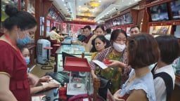 Giá vàng tăng cao, Thủ tướng ra Công điện riêng, chỉ đạo 'nóng' yêu cầu Ngân hàng Nhà nước và Bộ Công an vào cuộc
