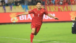 Cựu Quả bóng vàng Việt Nam tiến cử Công Phượng cho HLV Kim Sang-sik