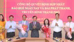 Công bố quyết định hợp nhất Báo Huế ngày nay và Đài Phát thanh- truyền hình thành phố Huế 