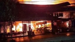 Cháy lớn tại nhà hàng hải sản Biển Xanh, thực khách và nhân viên tháo chạy tán loạn