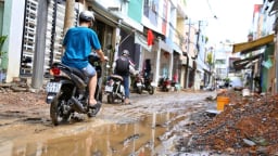 Nắng bụi, mưa bùn, người dân Đà Nẵng khốn khổ chờ đường dân sinh 'thay áo'