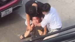Nam thanh niên bất ngờ bị chảy máu đầu sau câu nói 'mày biết tao là ai không'