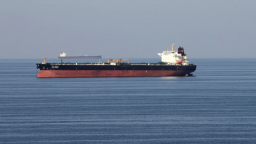 Xung đột Israel - Iran leo thang, điểm nghẽn Hormuz khiến thị trường dầu mỏ đối mặt với rủi ro sống còn