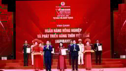 Agribank được vinh danh tại Chương Trình “Vinh Quang Việt Nam” 2025: Khẳng định vị thế trụ cột trong sự nghiệp phát triển “Tam nông”