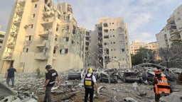 Cập nhật: Israel cáo buộc Iran vi phạm ngừng bắn, ra lệnh 'tấn công mạnh' các mục tiêu chính phủ ở Tehran