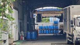 Đường dây “hô biến” dầu ăn chăn nuôi thành dầu ăn cho người: Ai phải chịu trách nhiệm? 