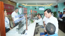 Huế có 17.867 cán bộ, công chức, viên chức chuyển về công tác tại cấp xã, 132 trụ sở dôi dư 