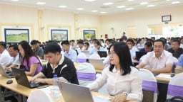  Tăng cường năng lực quản lý đất đai cho cán bộ cấp xã mới ở Sơn La
