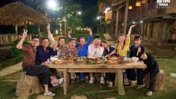 Chủ tịch UBND tỉnh Lào Cai trao bằng khen cho chương trình 'Gia đình Haha'