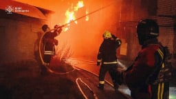 Những đêm 'địa ngục' giáng xuống khắp Ukraine: Nga tung chiến thuật tấn công kinh hoàng mới, Kiev kiệt sức chặn đòn