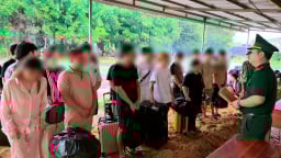 Tây Ninh tiếp nhận 45 công dân Việt Nam làm việc tại các khu lừa đảo tại Campuchia