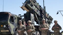  Tư lệnh tối cao NATO báo tin vui cho Ukraine: Dàn Patriot tối tân đang trên đường ra trận chống lại 'bão lửa' từ Nga