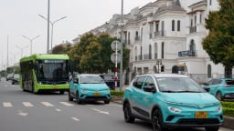 Tại sao các doanh nghiệp vận tải đồng loạt chuyển sang dùng xe điện?