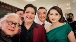 Nghệ sĩ Nhân dân Mỹ Uyên xúc động ôn lại kỷ niệm thời thanh xuân với diễn viên Chi Bảo