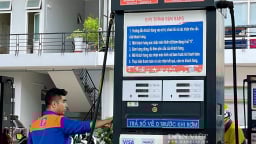 TP.HCM bắt đầu bán xăng E10, treo bảng, phát loa giới thiệu, giá rẻ hơn RON95