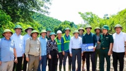 Chủ tịch UBND tỉnh Nghệ An chỉ đạo khắc phục hậu quả mưa lũ tại xã biên giới Mường Típ