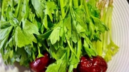 Canh dưỡng sinh dùng nửa tháng, vừa chạm gối là ngủ say