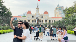 Hé lộ doanh thu khủng của ngành du lịch TP.HCM sau khi sáp nhập
